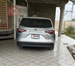 تويوتا سيينا